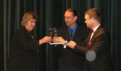 S místostarostkou Věrou Mirvaldovou a starostou Janem Kernerem, otvírání Vrchlického divadla (2003)